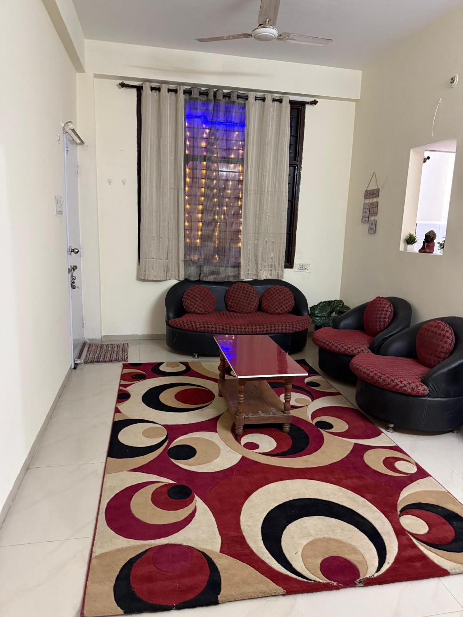 Ava Homestay Indore Eksteriør billede